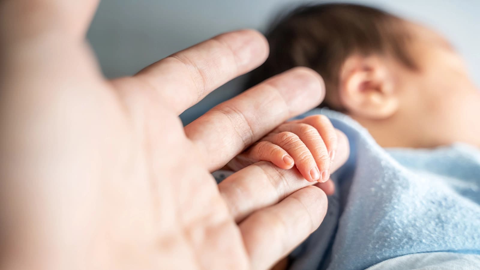 Parents Ask the Experts Easing Into Parenthood Main